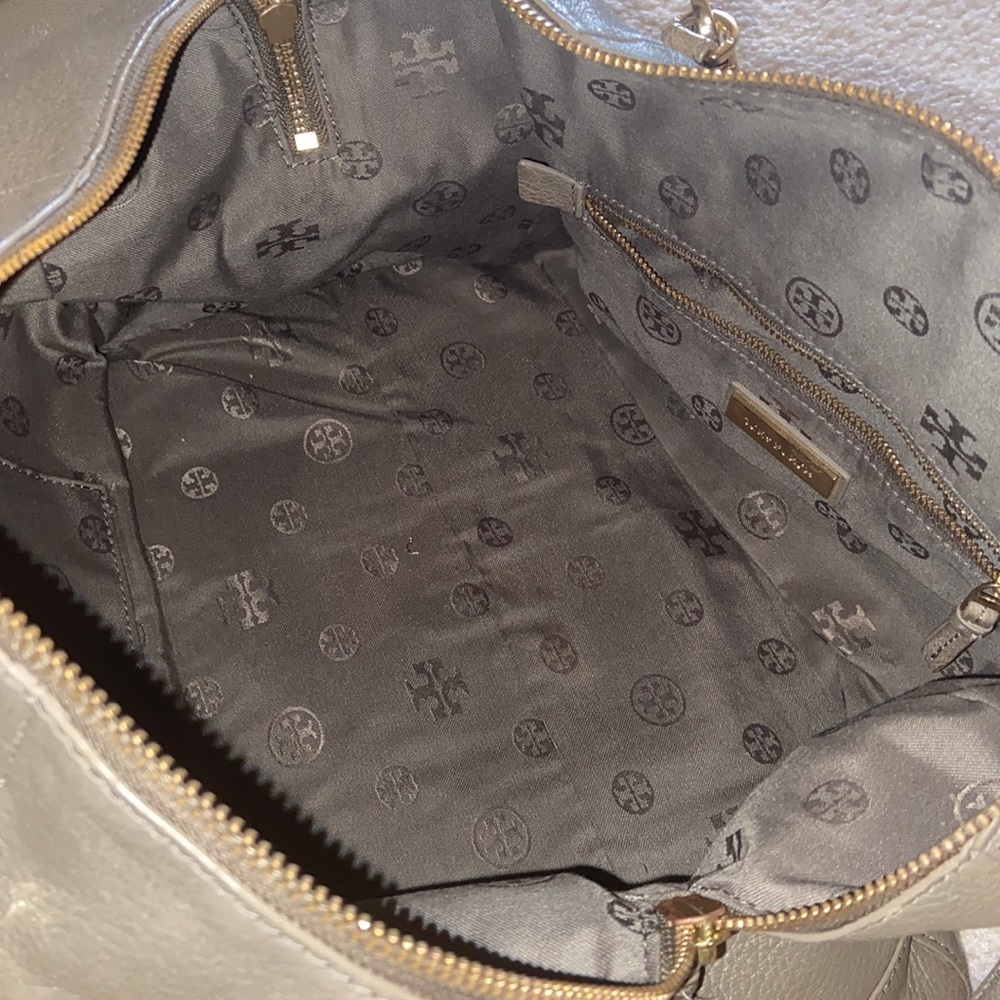 Tory Burch satchel with detachable long strap - Picture 5 of 9